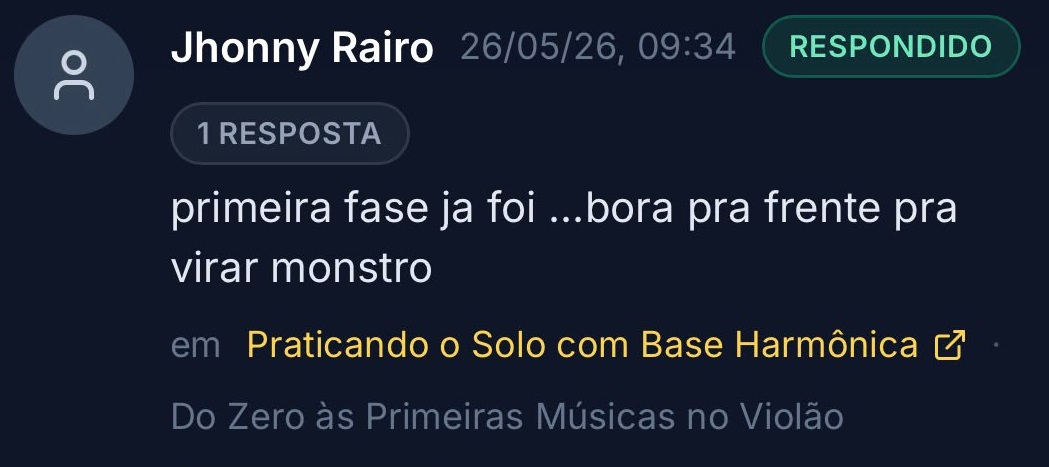 Jhonny Rairo, na aula Praticando o Solo com Base Harmônica do curso Do Zero às Primeiras Músicas no Violão: “Primeira fase já foi... bora pra frente pra virar monstro.”